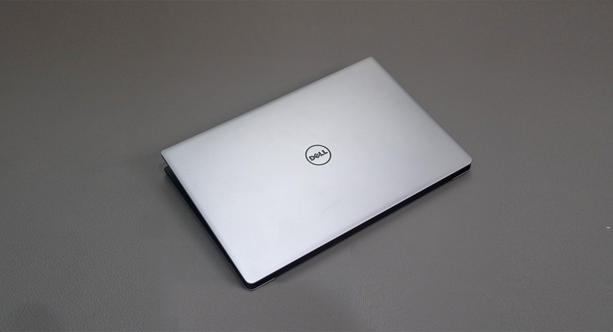 Dell XPS 13 9360 | Core i7 7500 | Ram 8GB | SSD 256GB | Intel HD Graphics 620 | 13.3inch 3K 