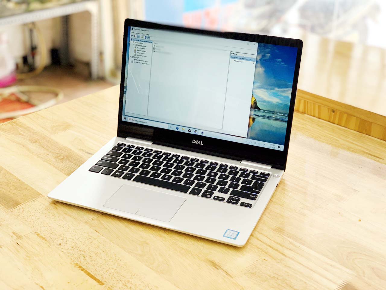DELL INSPIRON 7370 | Intel Core I7 8550U | 8GB | 256GB | FHD