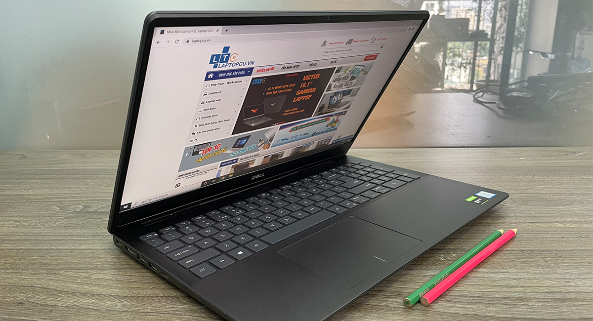 DELL Inspiron 7590 4K | Core i7-9750H | 8GB |Nvidia GTX 1650 | SSD 256GB| 15,6inch 4K